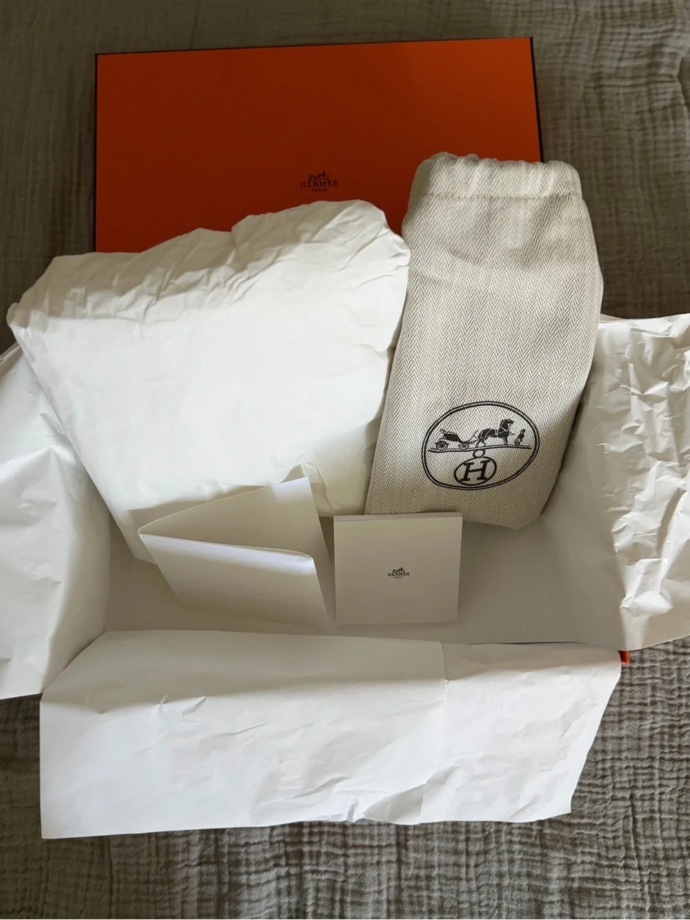 Hermes authentic hermès